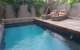 Anshel Hotel Seminyak