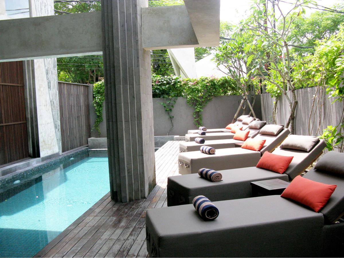 Anshel Hotel Seminyak Extérieur photo